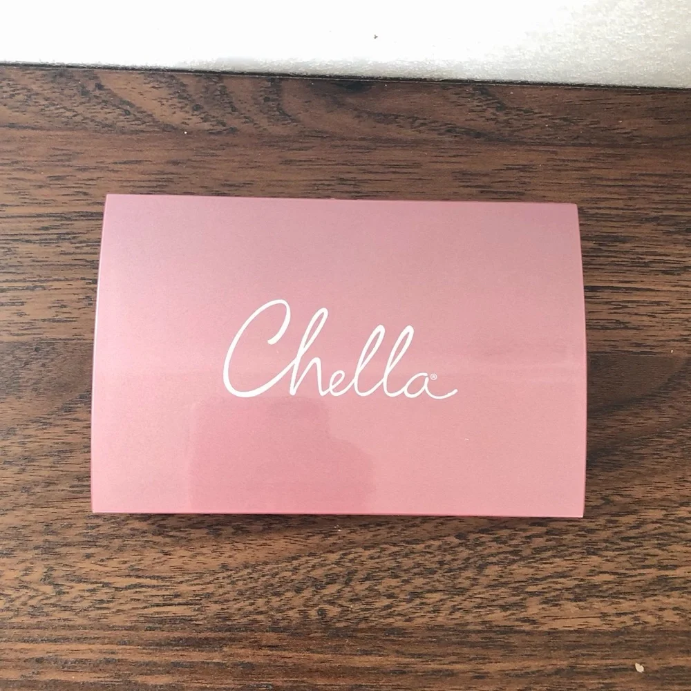 Chella warm playful